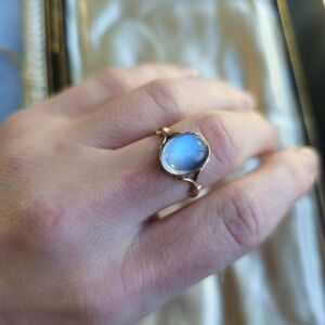 Antique Victorian to Edwardian 9k Gold Moonstone Solitaire Ring size 7